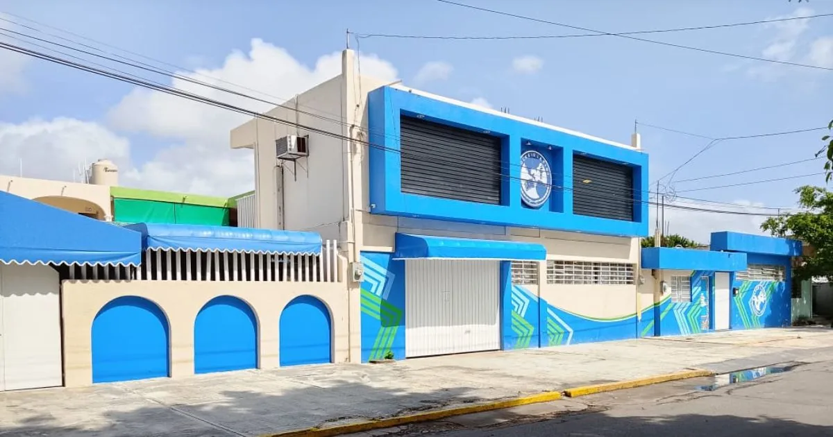 Fachada actual de Colegio Latino en Chetumal